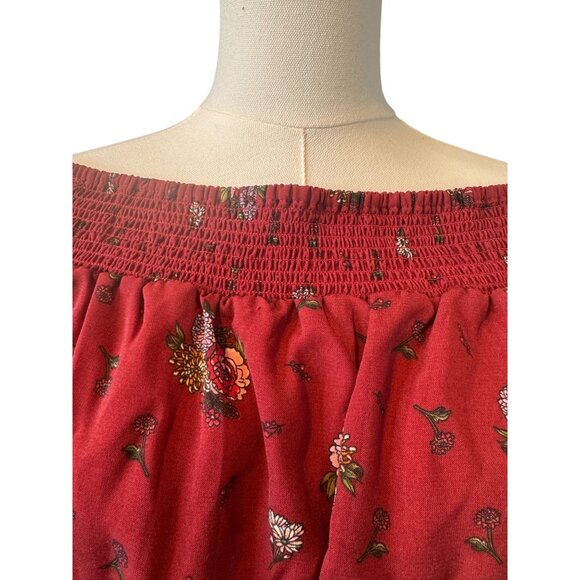 Sweet Wanderer L Floral Red Smocked Off-Shoulder or Not - Picture 3 of 11